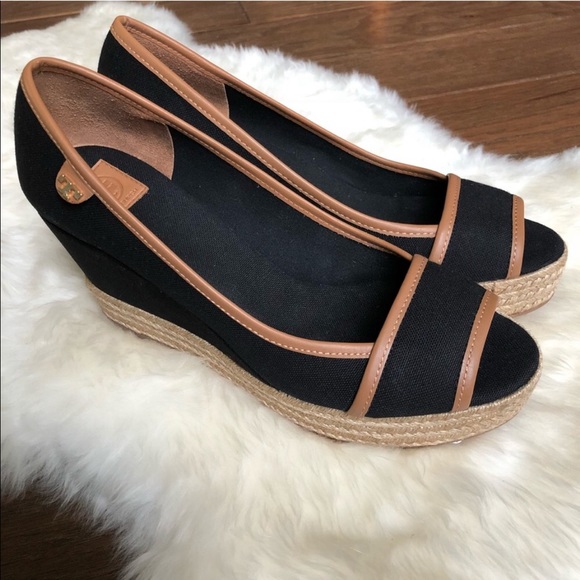 NEW Tory Burch Black Tan Majorca Logo Wedge Sandal - Picture 3 of 7